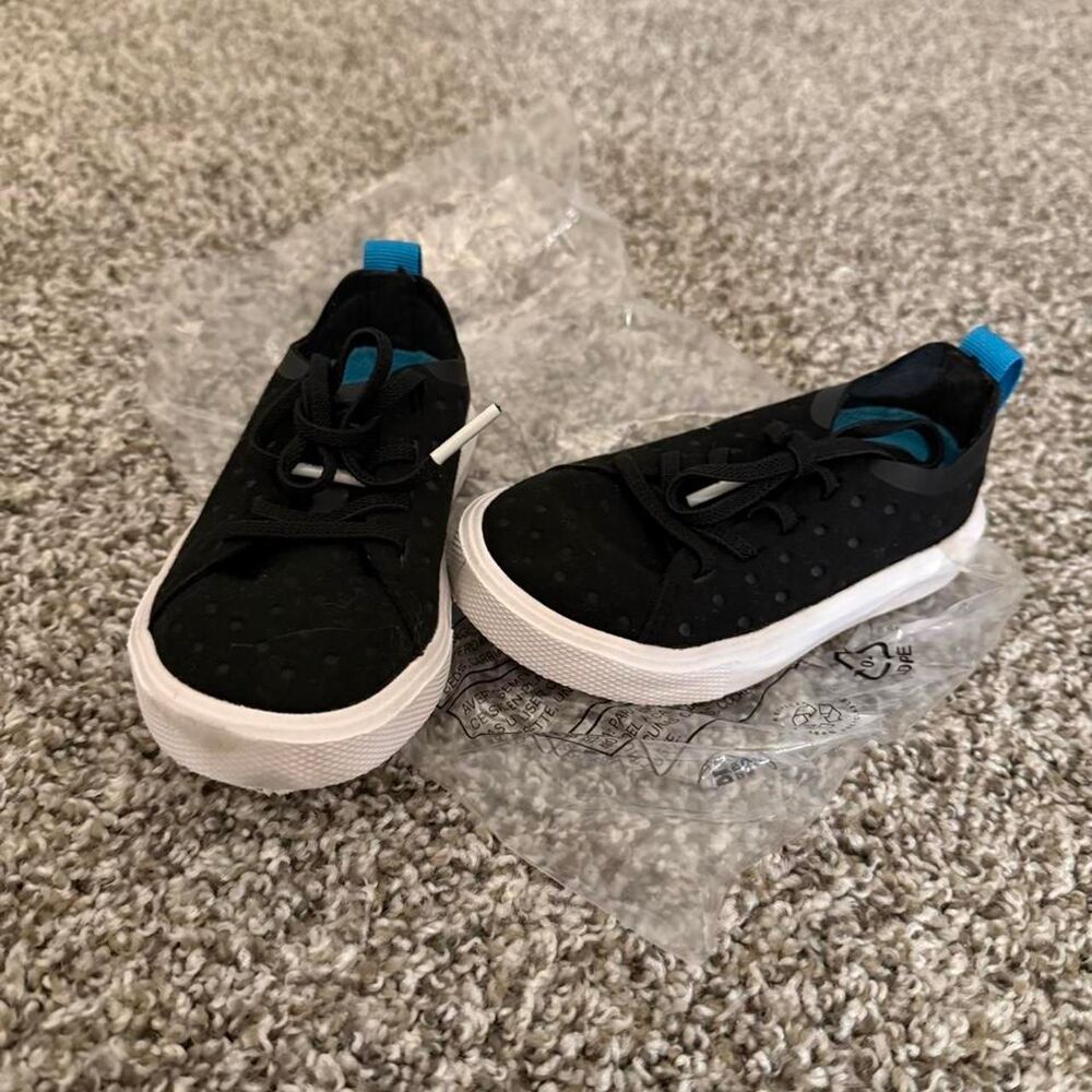 Native Toddler Black Lightweight Sneakers Trainers Shoes Size 6C
